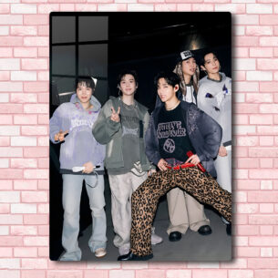 Quadro de Metal BTS Grupo 20x28 cm